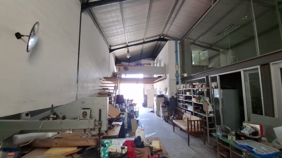 To Let commercial Property for Rent in Brackenfell Central Western Cape